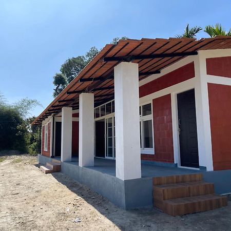 Lake Ripples - Farmstay & Camping Ponnampet Exterior photo