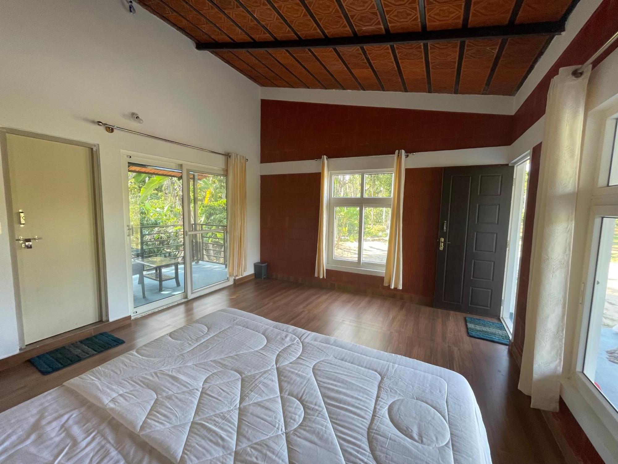 Lake Ripples - Farmstay & Camping Ponnampet Exterior photo